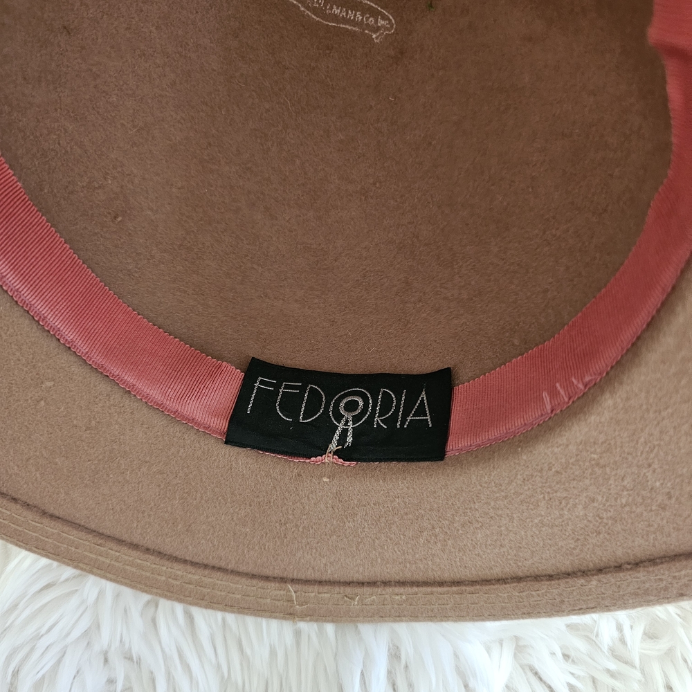 Vintage Elegant Tan Women's Hat with Bow Accent - Picture 4 of 4